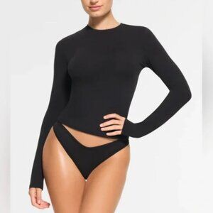 SKIMS Cotton Jersey Long Sleeve T Shirt Womens Small Soot Black Crewneck NEW